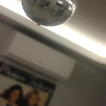 Retro Star 公寓式酒店 *