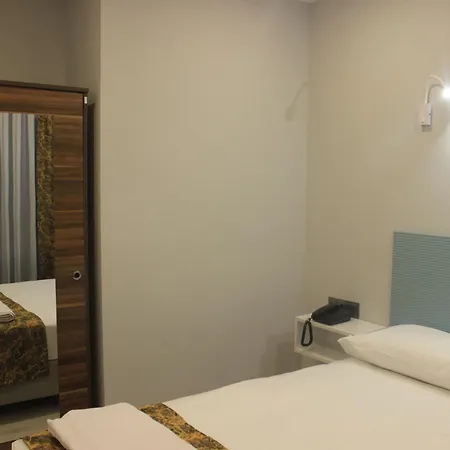 Retro Star 아파트호텔 3*