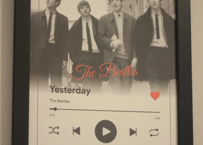 Retro Star Apart Otel 3*